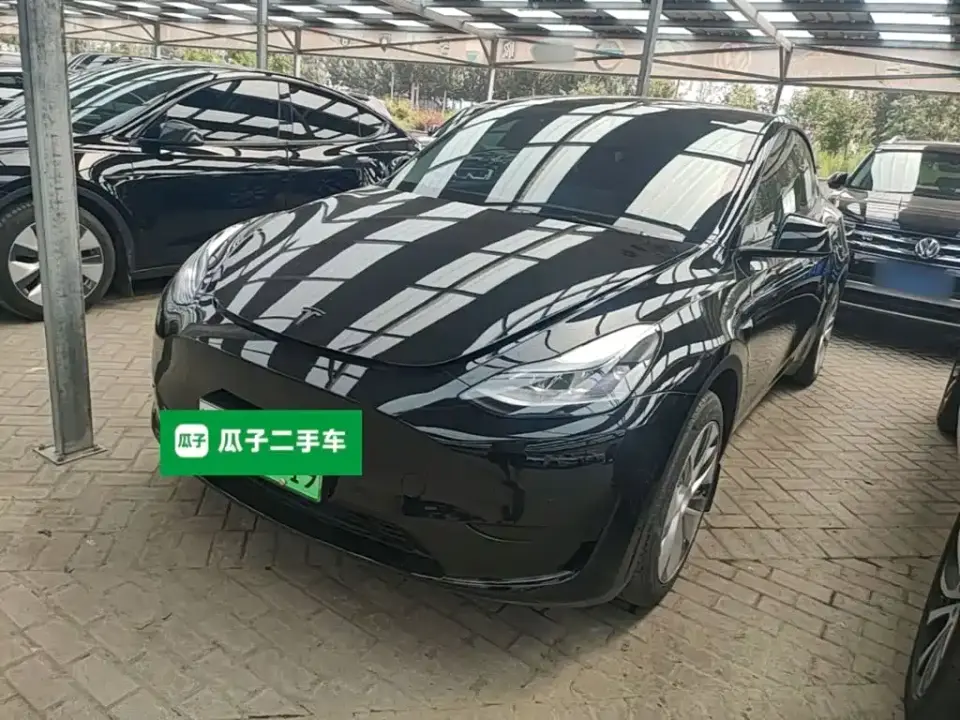 Tesla Model Y Facelift Rear-Wheel Drive Version 2023
