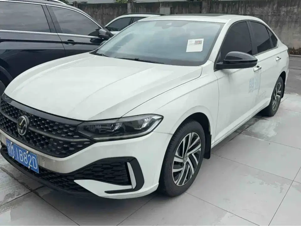 Volkswagen Lavida Model 300TSI DSG Starlight Leading Edition 2024