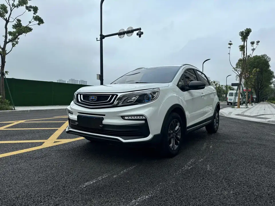 Geely Vision X3 PRO 1.5L CVT Premium 2021