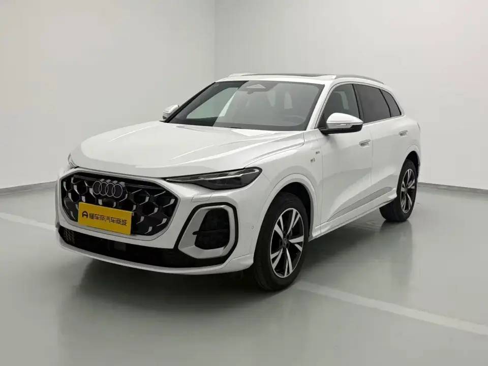 Audi Q5L Model Base Version 2026