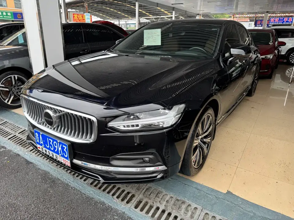 Volvo S90 Model B5 Inscription Luxury Edition 2021