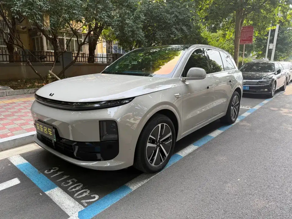 Li Auto L6 Pro 2024