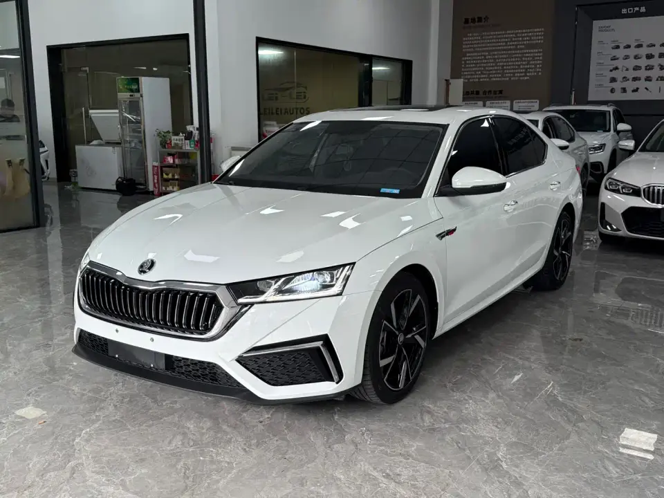 Skoda Octavia PRO TSI280 Premium Edition 2023