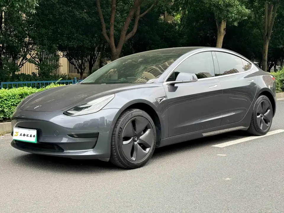 Tesla Model 3 Standard Range Rear-Wheel Drive Upgrade 2020