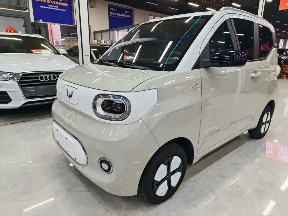 Wuling Motors Hongguang MINIEV 3rd Gen 215km Advanced 2024
