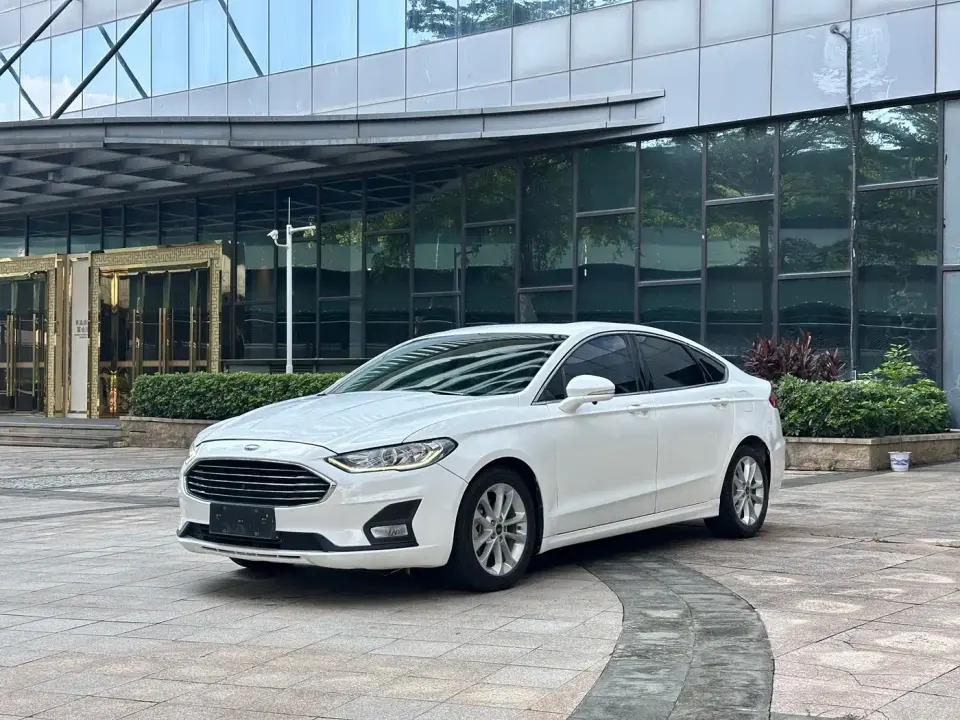 Ford Mondeo EcoBoost 180 Fashion 2022