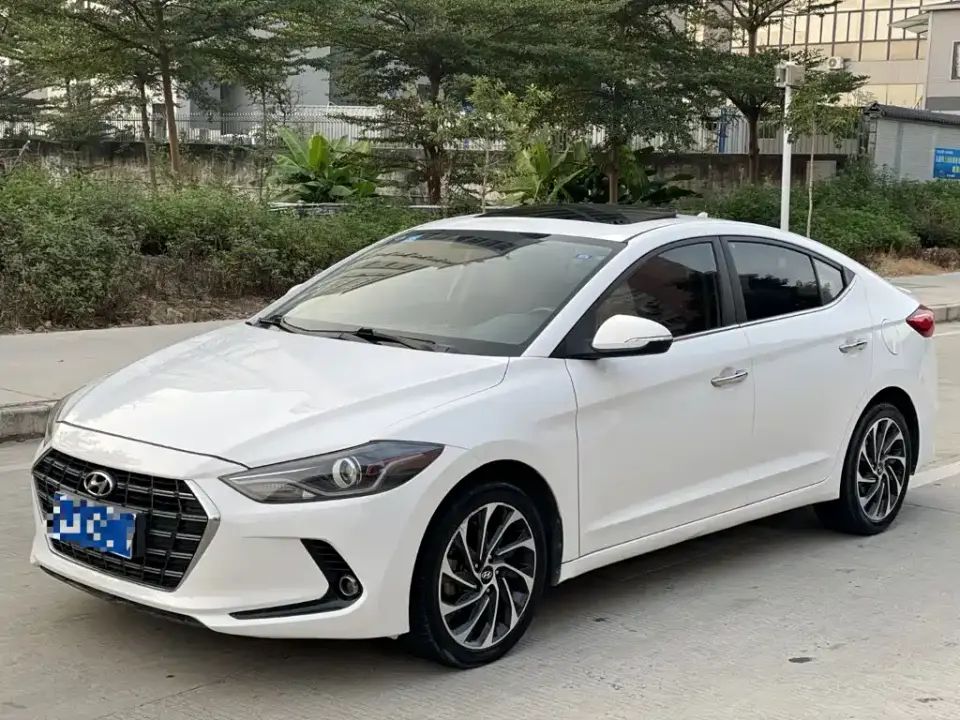 Hyundai Elantra 1.5L CVT Smart Elite 2020