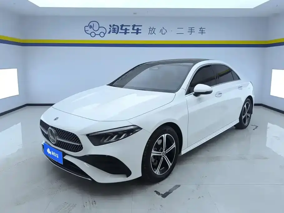 Mercedes-Benz A-Class A 200 L Fashion 2023