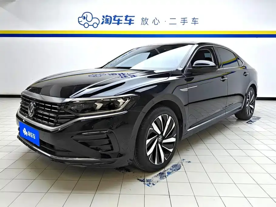 Volkswagen Passat Facelift 330TSI Elite Edition 2023