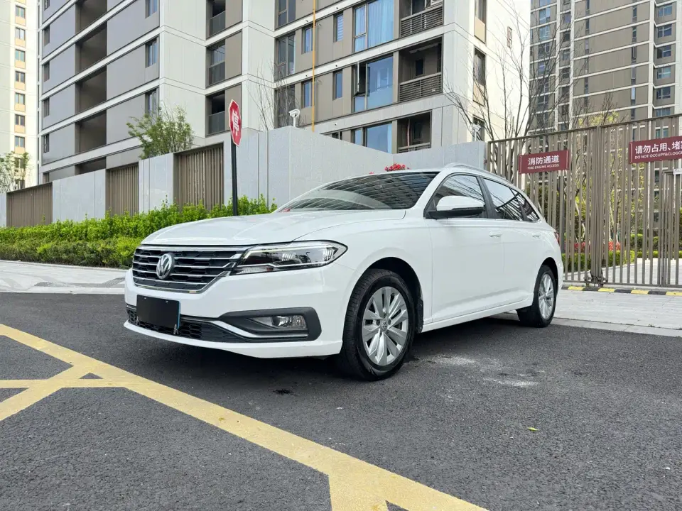 Volkswagen Lavida Hatchback 200TSI DSG Comfort Edition China V 2020