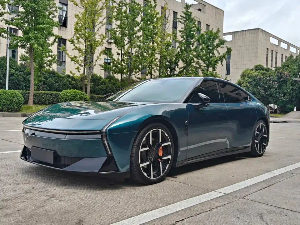 XPeng P7 820km Extended Range Edition 2025