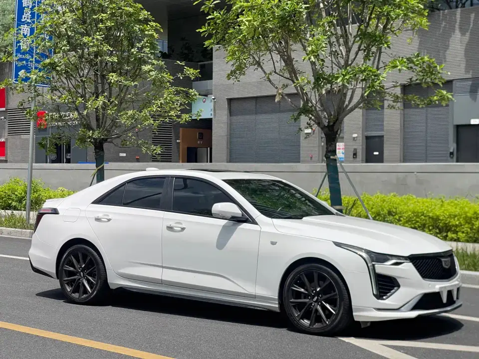 Cadillac CT4 28T Premium Edition 2021