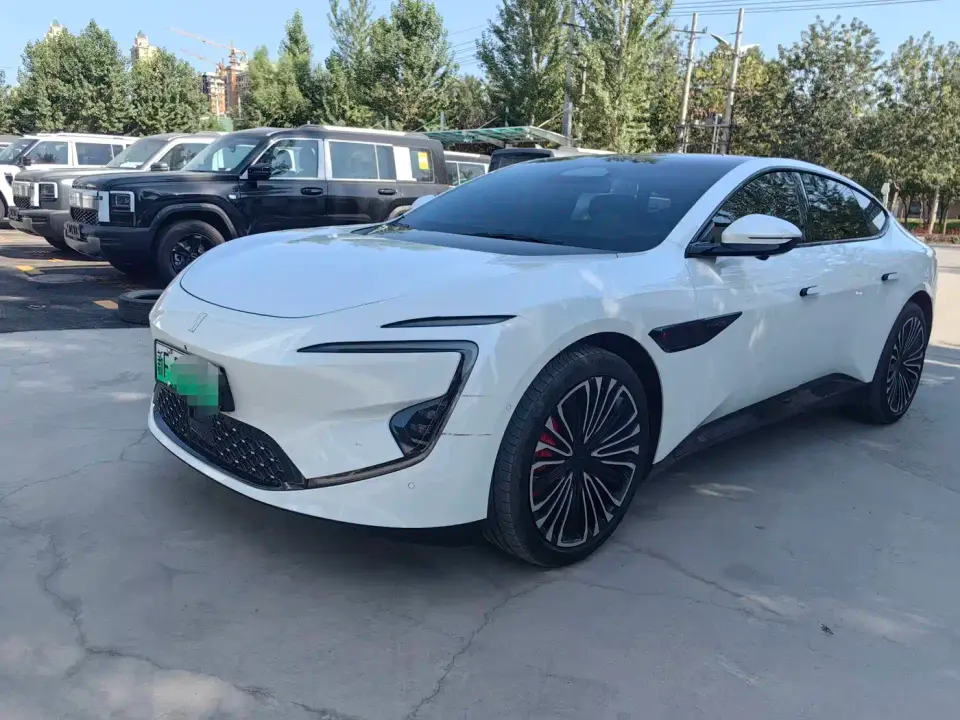 Avatr 12 Facelift Ultra Range Extender 2025