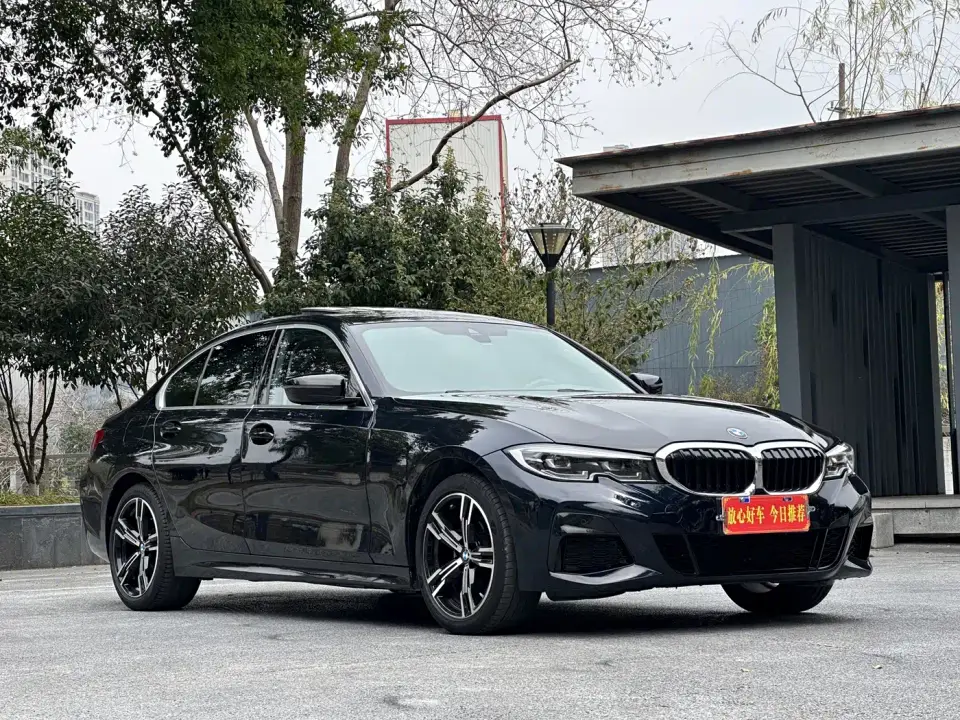 BMW 3 Series 325i M Sport Package 2022