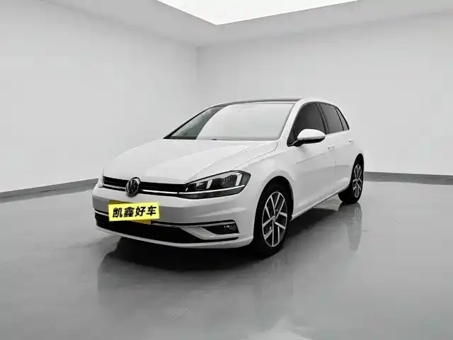 Volkswagen Golf Beloved Edition 200TSI DSG Comfort Progressive 2020