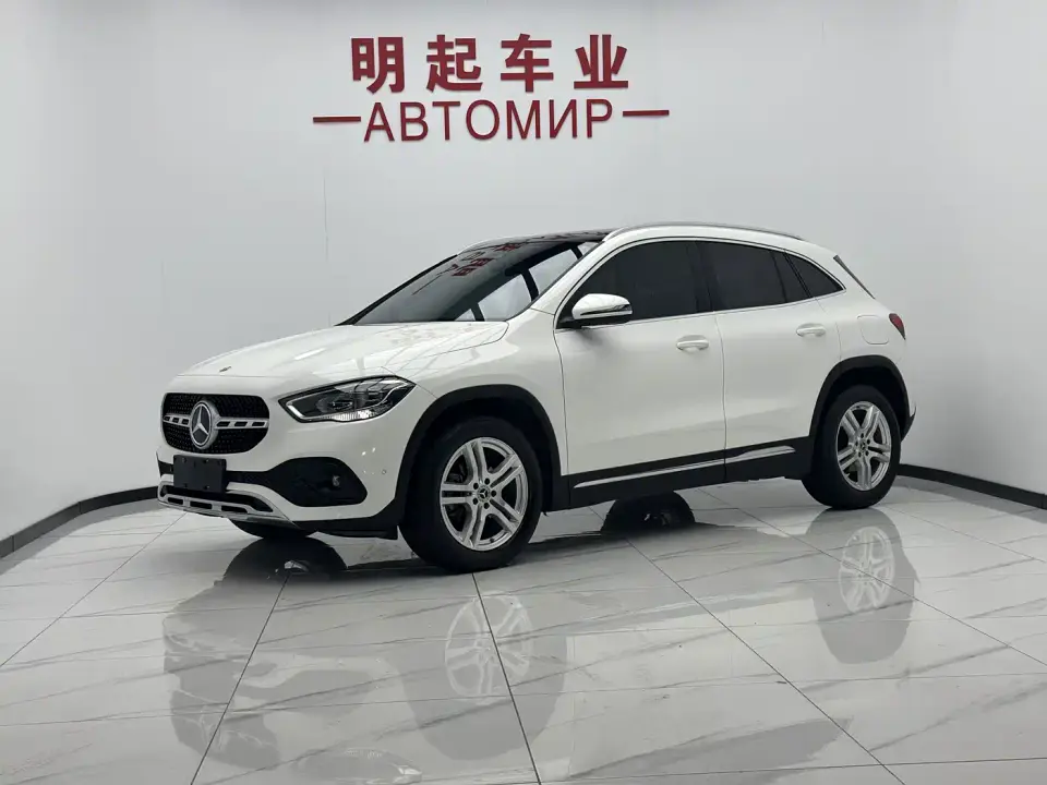 Mercedes-Benz GLA-Class Model GLA 180 2022