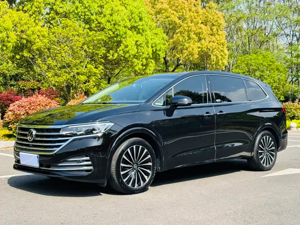 Volkswagen Viloran 380TSI Premium Edition 2022