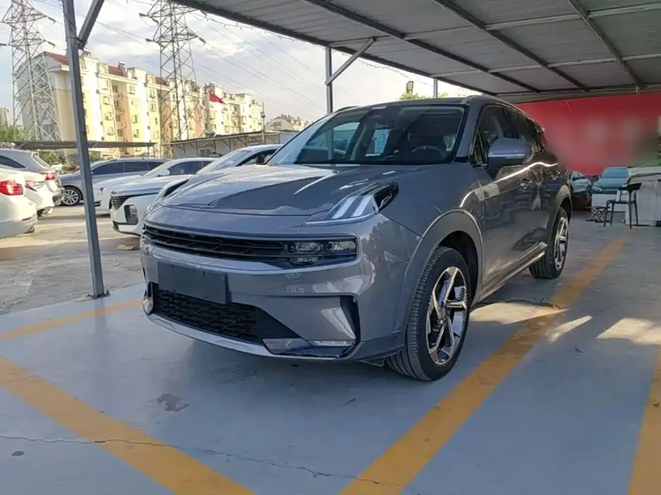 Lynk & Co 06 EM-P PHEV 84KM Range Pro 2022