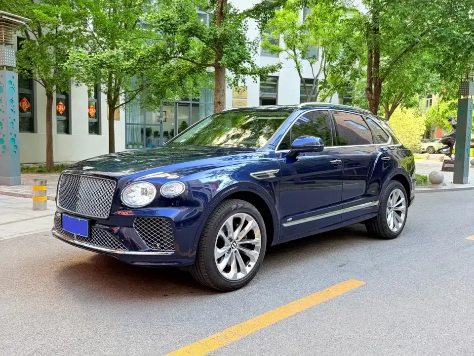 Bentley Bentayga 4.0T V8 2023