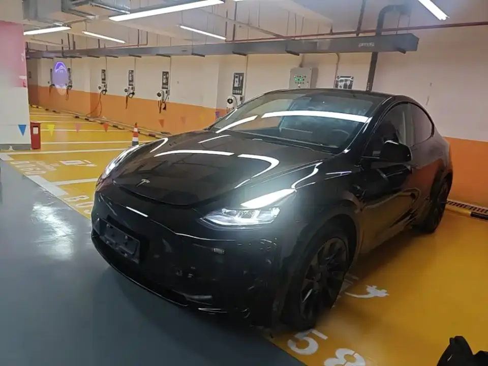 Tesla Model Y Facelift Rear-Wheel Drive Version 2023