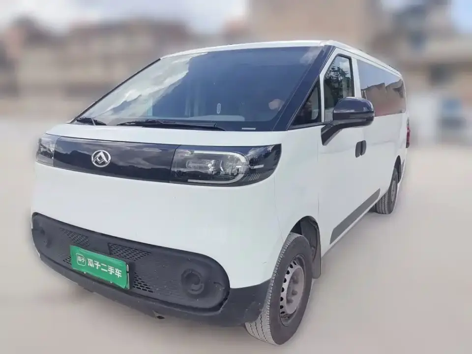 SAIC Maxus Dana V1 Model V1+ Long Wheelbase Low Roof Multi-purpose Version (62kWh) 2025