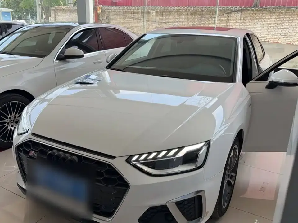 Audi A4L 40 TFSI Fashion Dynamic Edition 2021