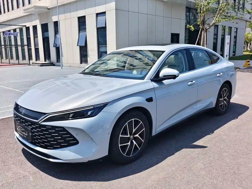 BYD Qin L DM-i Smart Drive 80KM Premium 2025