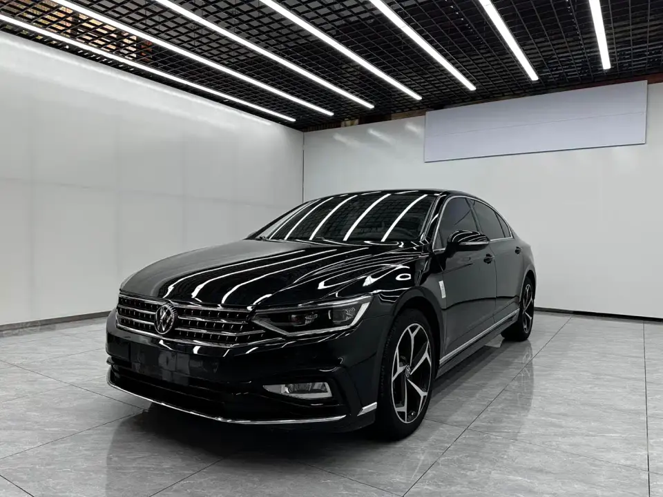 Volkswagen Magotan Model 2 Million Units Commemorative Edition 280TSI DSG Leading Version 2023