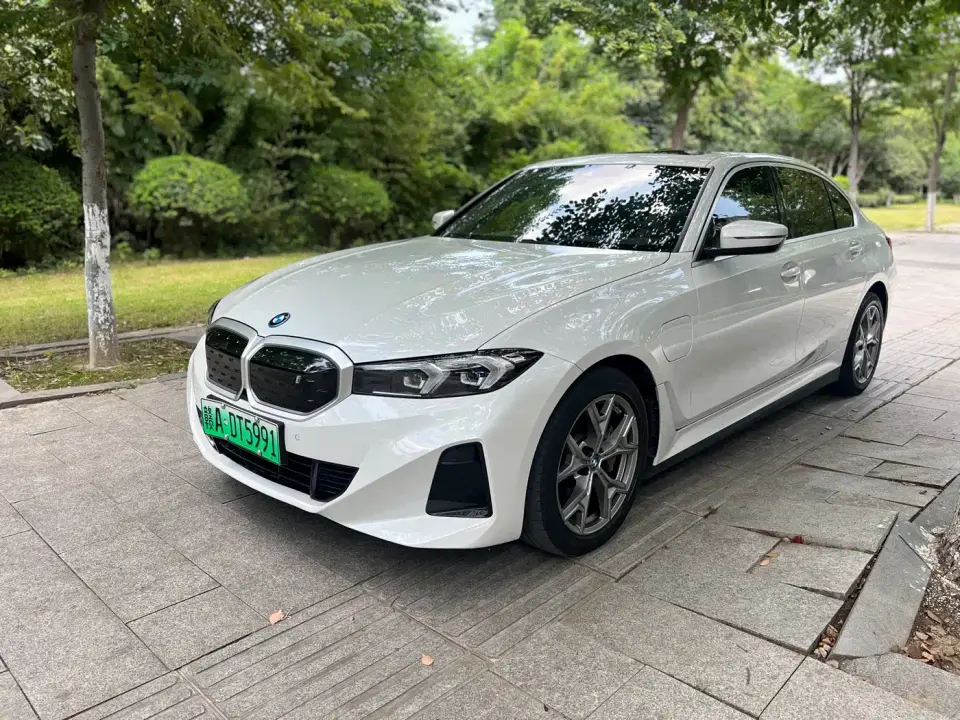 BMW i3 eDrive 35 L 2023