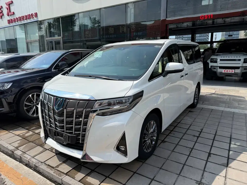 Toyota Alphard Hybrid 2.5L Luxury 2021