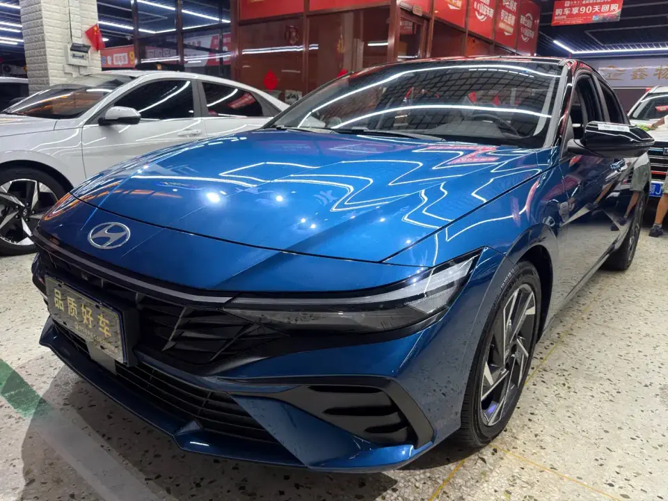 Hyundai Elantra 1.5L CVT TOP Flagship Edition 2023