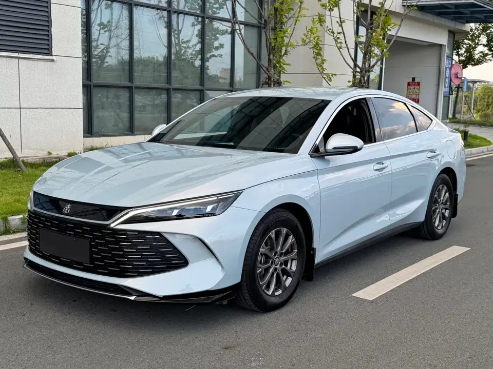 BYD Qin L DM-i 80KM Leading Edition 2024