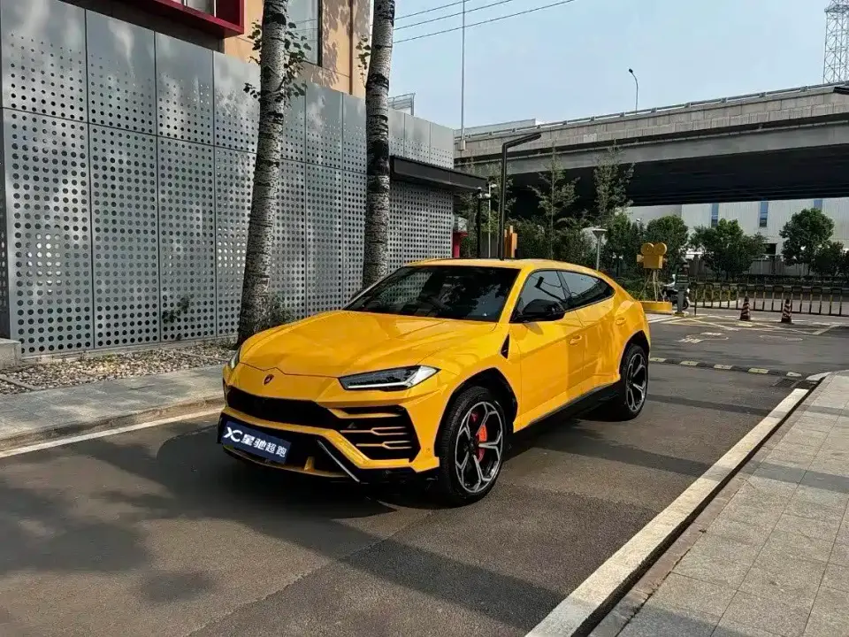 Lamborghini Urus 4.0T V8 2020