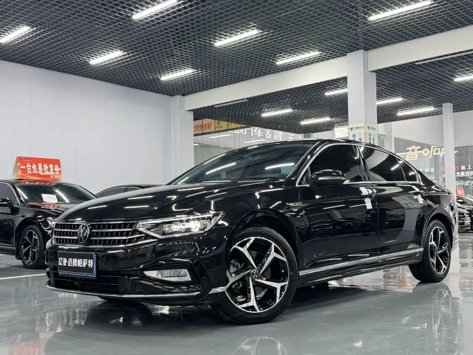 Volkswagen Magotan 2 Million Units Public Sharing Edition 330TSI DSG Luxury 2024