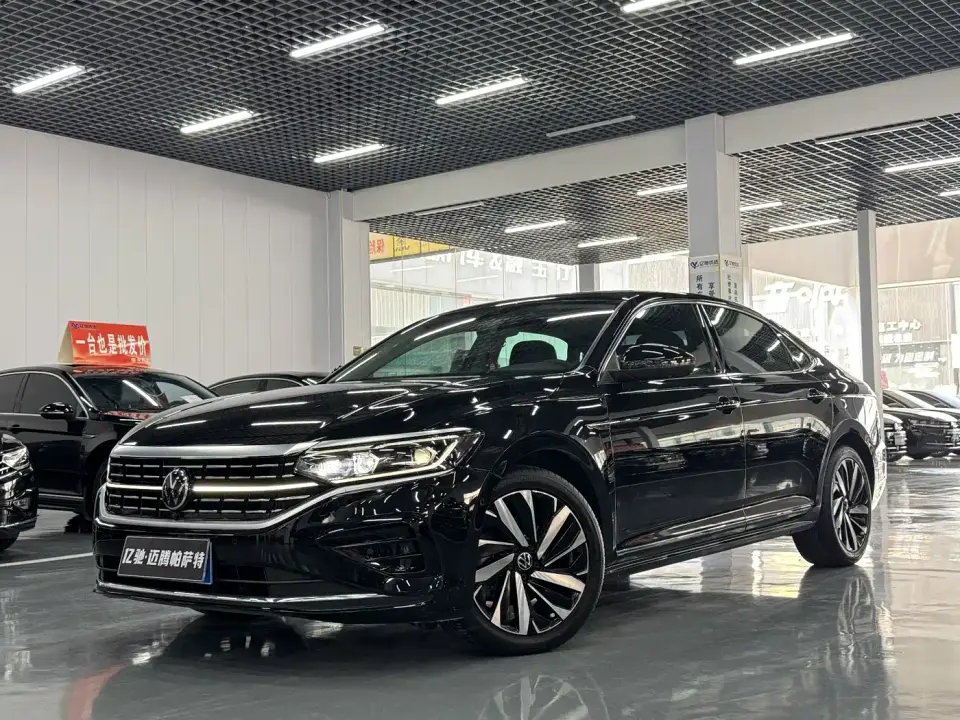 Volkswagen Passat 380TSI Dragon Glory Edition 2024