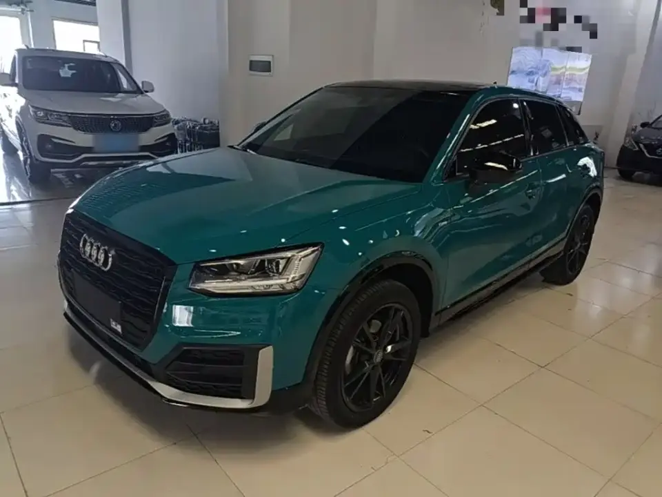 Audi Q2L Model 35 TFSI Fashion Dynamic 2021