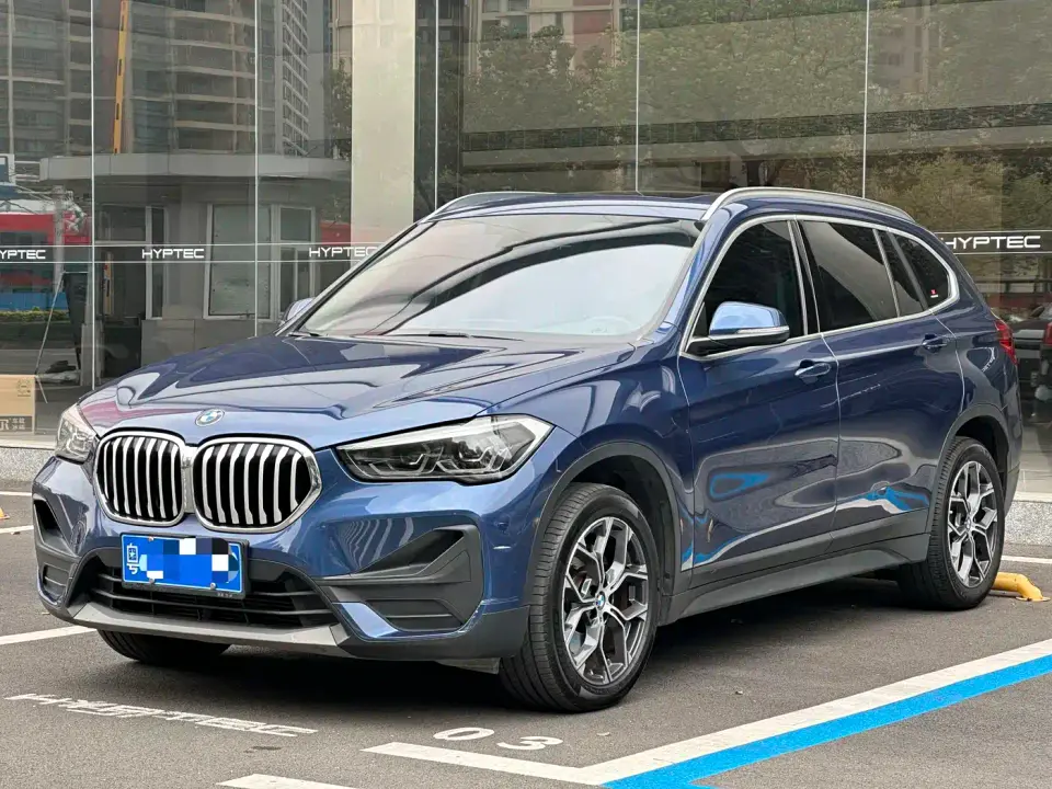 BMW X1 sDrive25Li Leading 2021