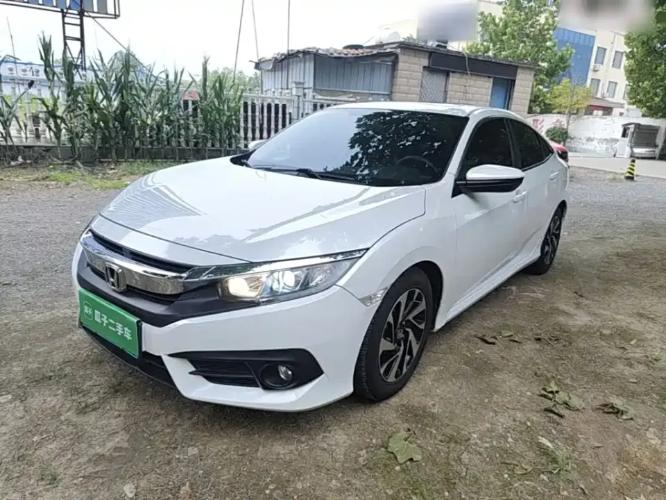 Honda Civic 220TURBO CVT Luxury Edition 2019