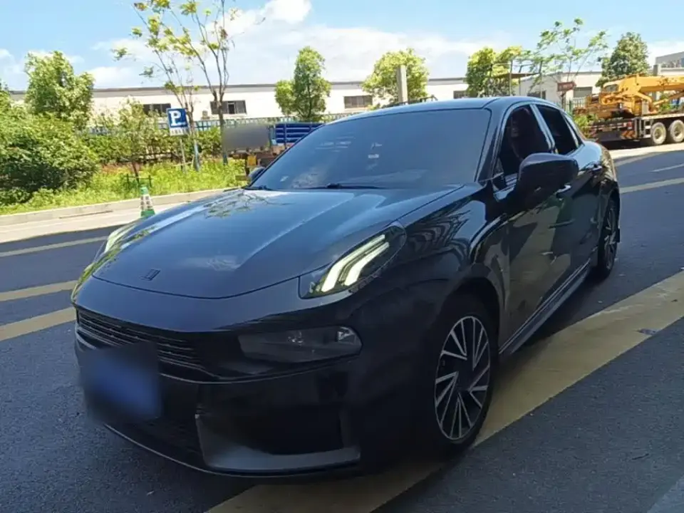 Lynk & Co 03 2.0TD Auto Jin Plus 2021