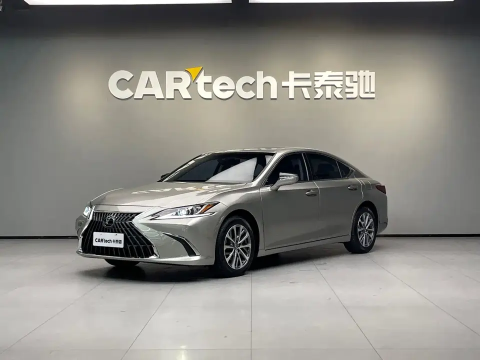 Lexus ES 200 Excellence Edition 2023