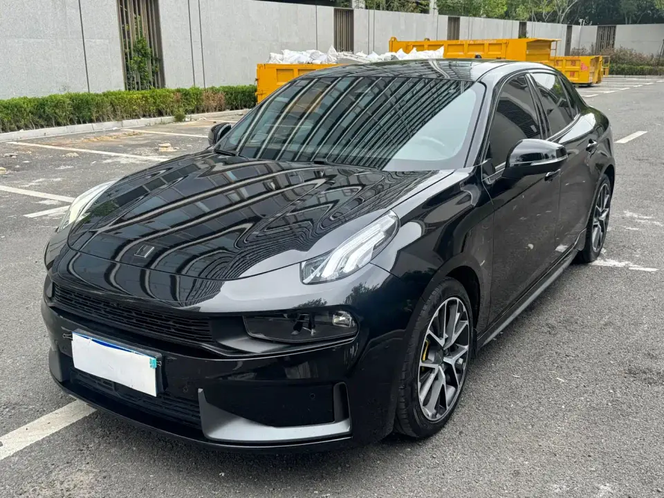 Lynk & Co 03 1.5TD DCT Jin Champion Edition 2021