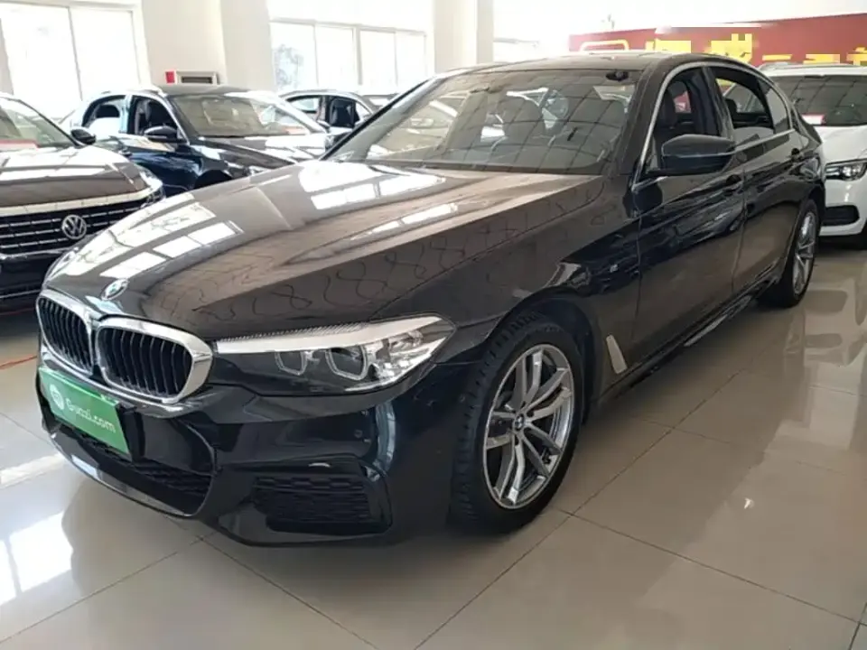 BMW 5 Series 525Li M Sport Package 2020