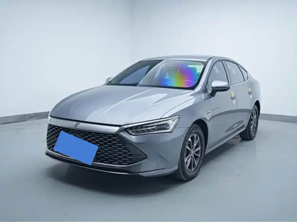 BYD Qin PLUS Glory Edition DM-i 55KM Leading 2024