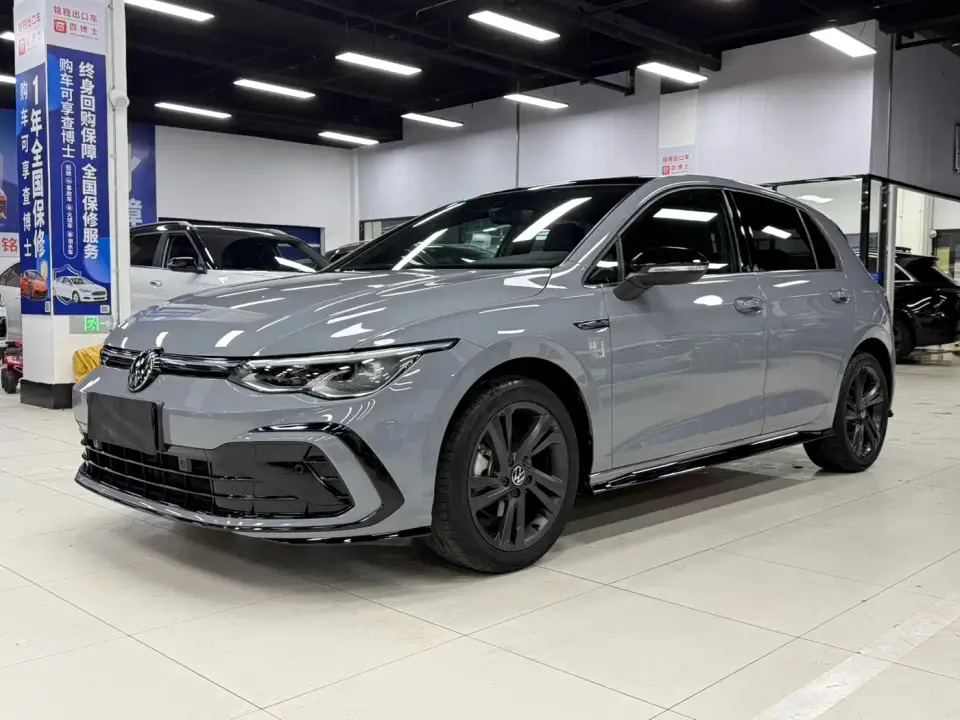 Volkswagen Golf Model 280TSI DSG R-Line 2023