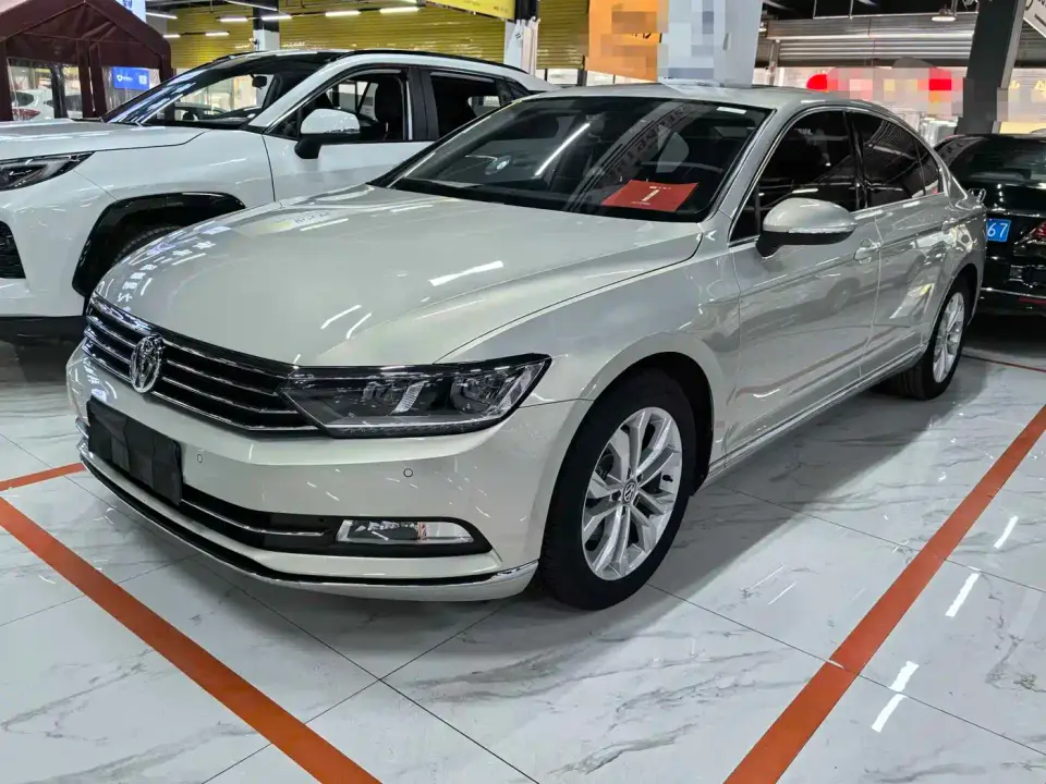 Volkswagen Magotan 330TSI DSG Luxury Class China VI 2020