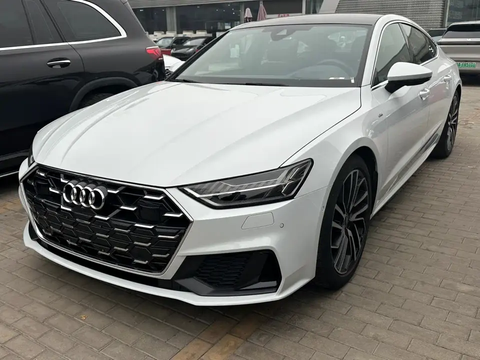Audi A7 Model 45 TFSI Premium Selection 2026