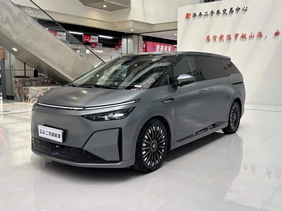 XPeng X9 Model Extended Range Base Version 2026