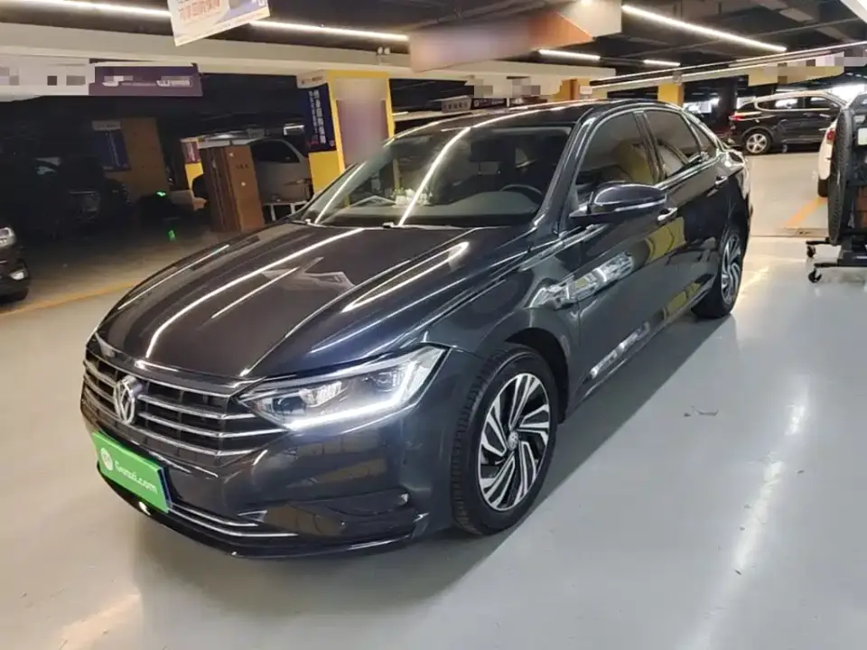 Volkswagen Sagitar 280TSI DSG Surpassing Edition 2022