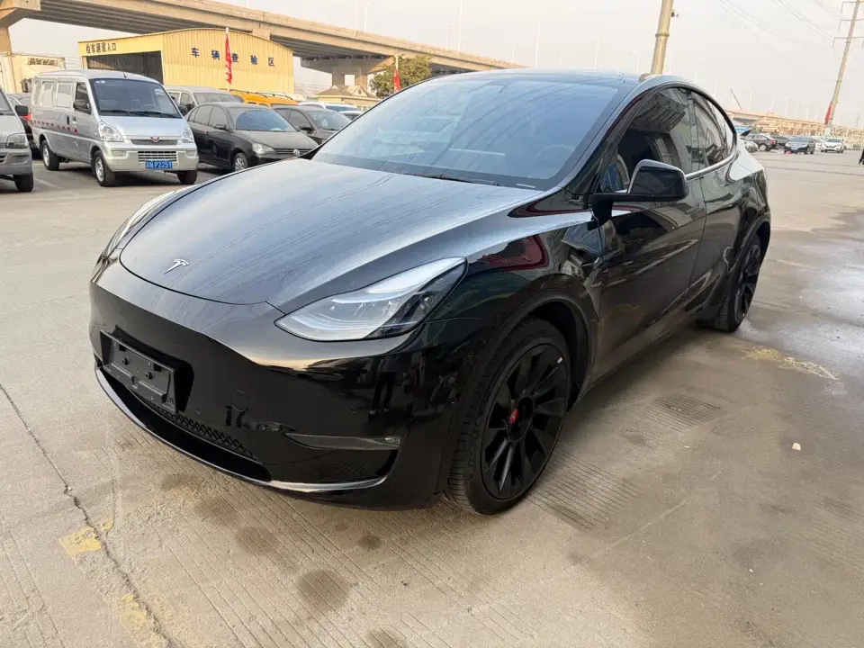Tesla Model Y Facelift Long Range All-Wheel Drive Version 2023