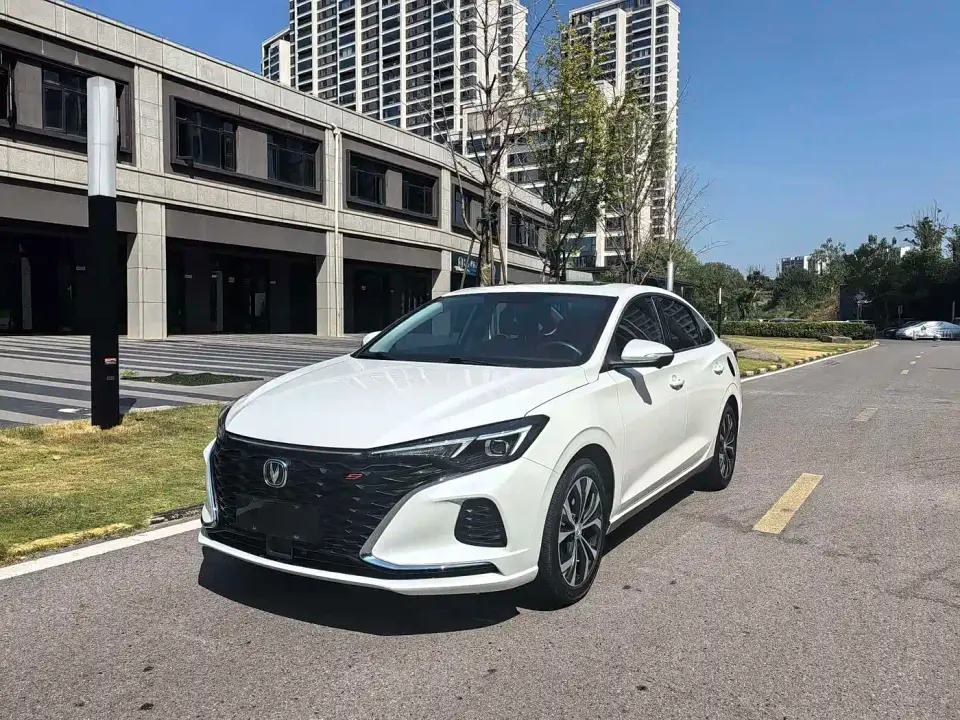 Changan Eado PLUS Blue Whale NE 1.4T GDI DCT Premium 2021